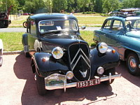 Citroen 11 CV Traction avant (prise dans le Rhone, France, en 2014) (2)